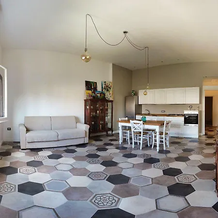 Casa Tilde דירה באקולי